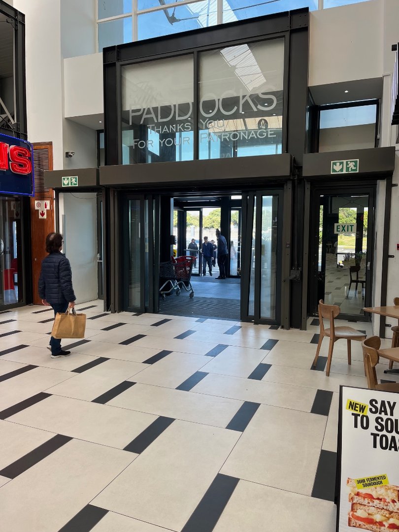To Let Commercial Property for Rent in Milnerton Ridge Western Cape